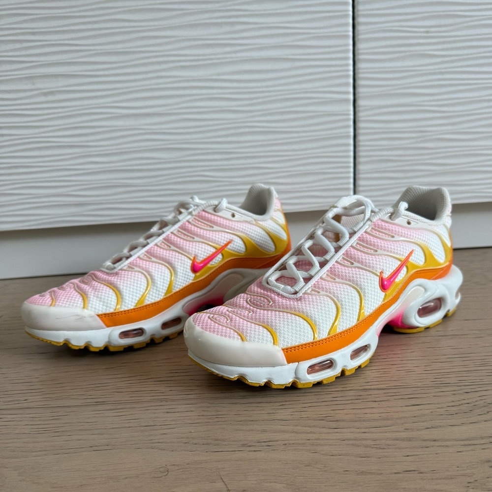 Nike Air Max Plus Sunrise Sneakers 7.5